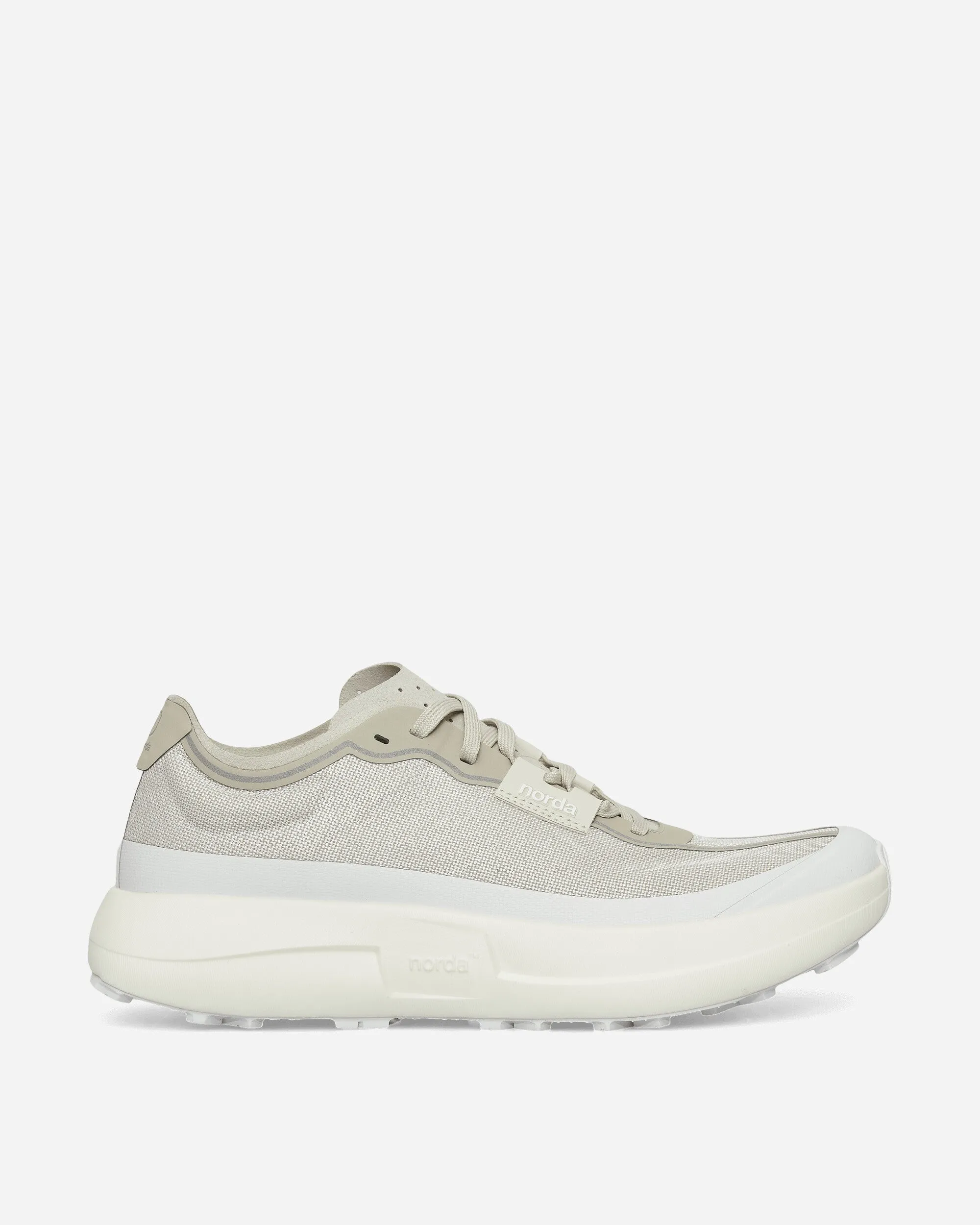 005 Sneakers Neve