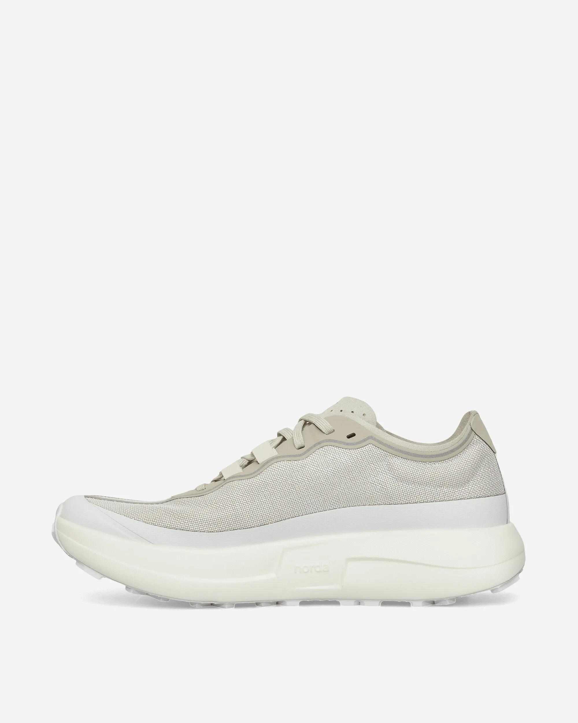 005 Sneakers Neve