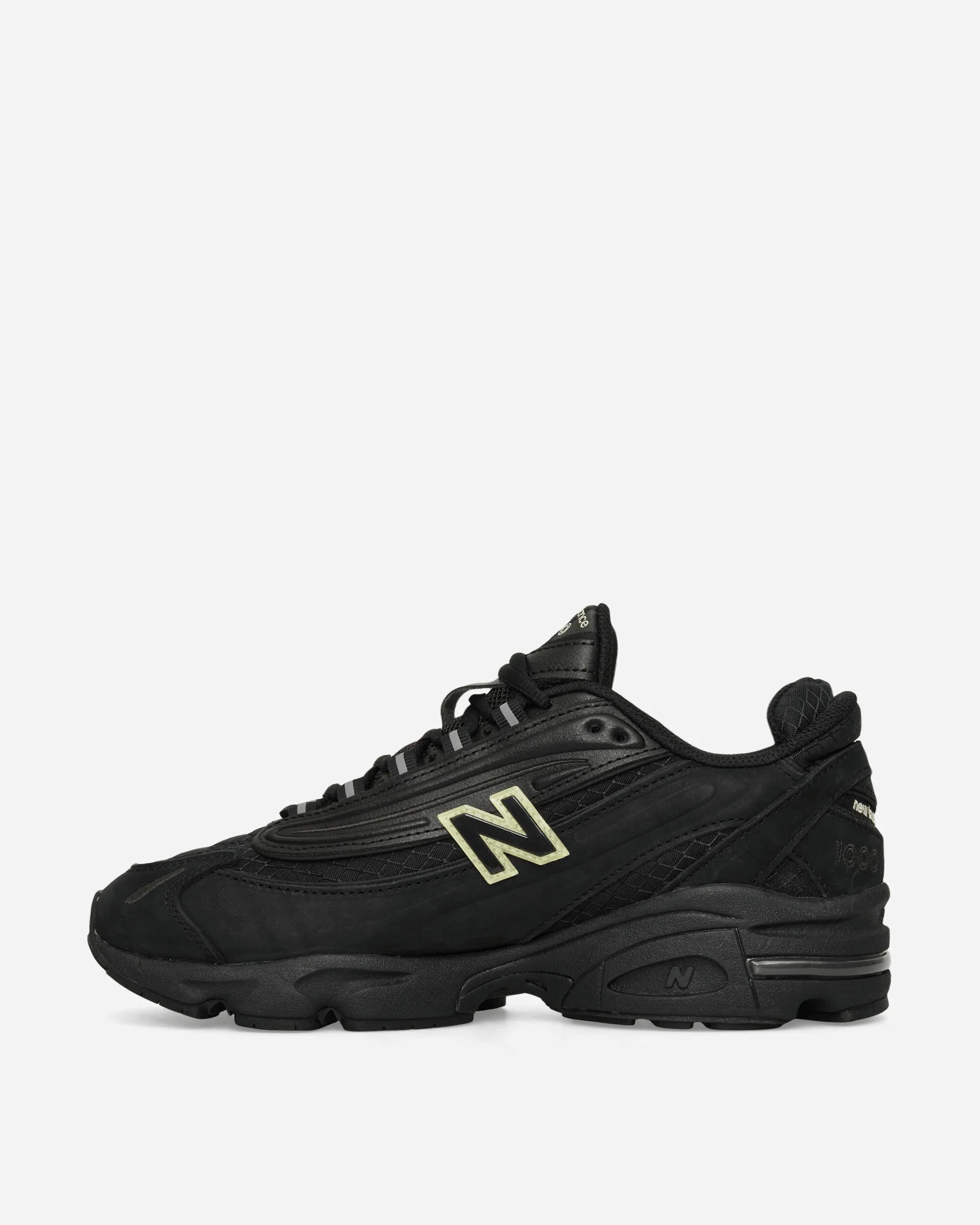 1000 Sneakers Black