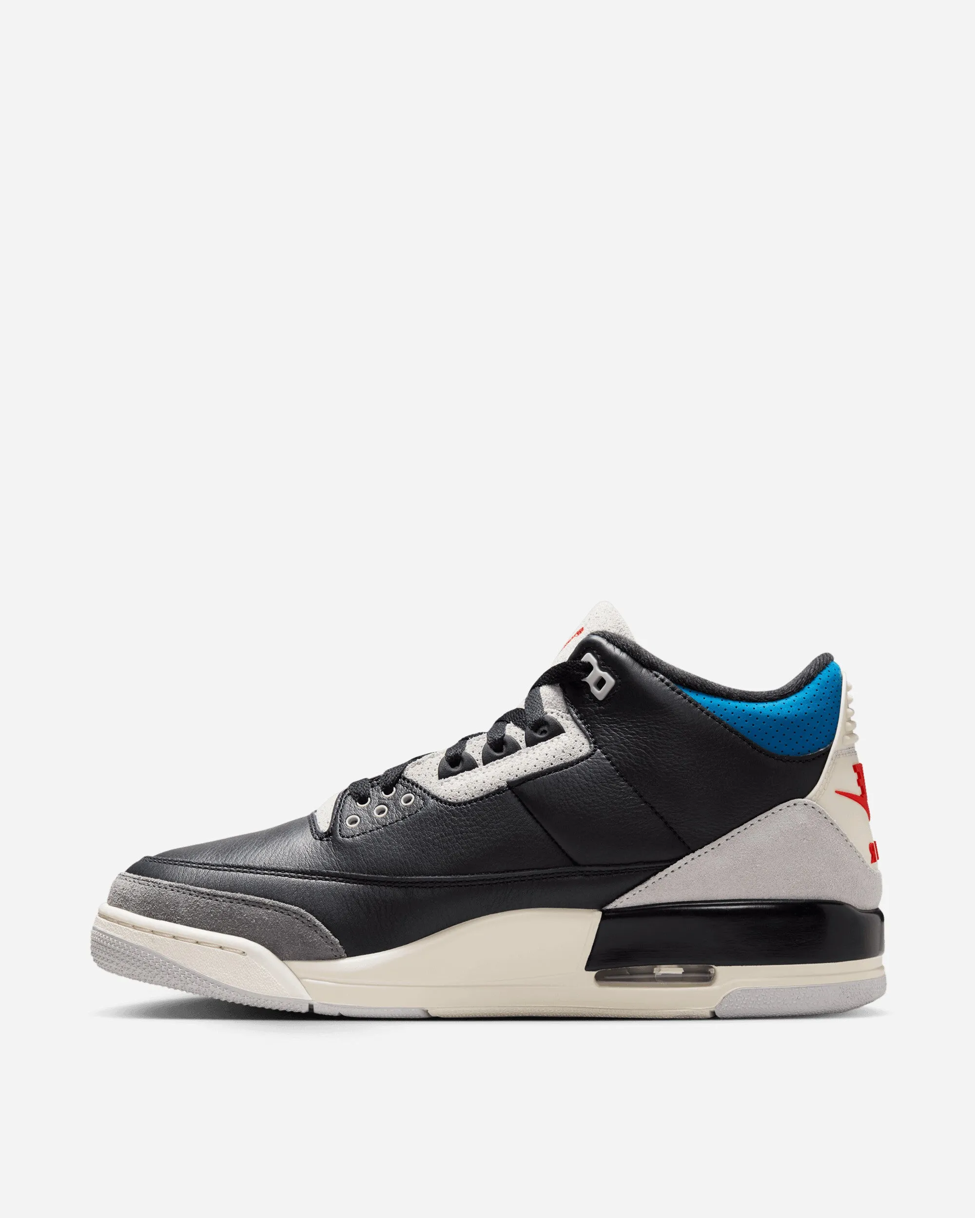 Air Jordan 3 Retro OG 'Rare Air' Sneakers Black / Chile Red / Military Blue