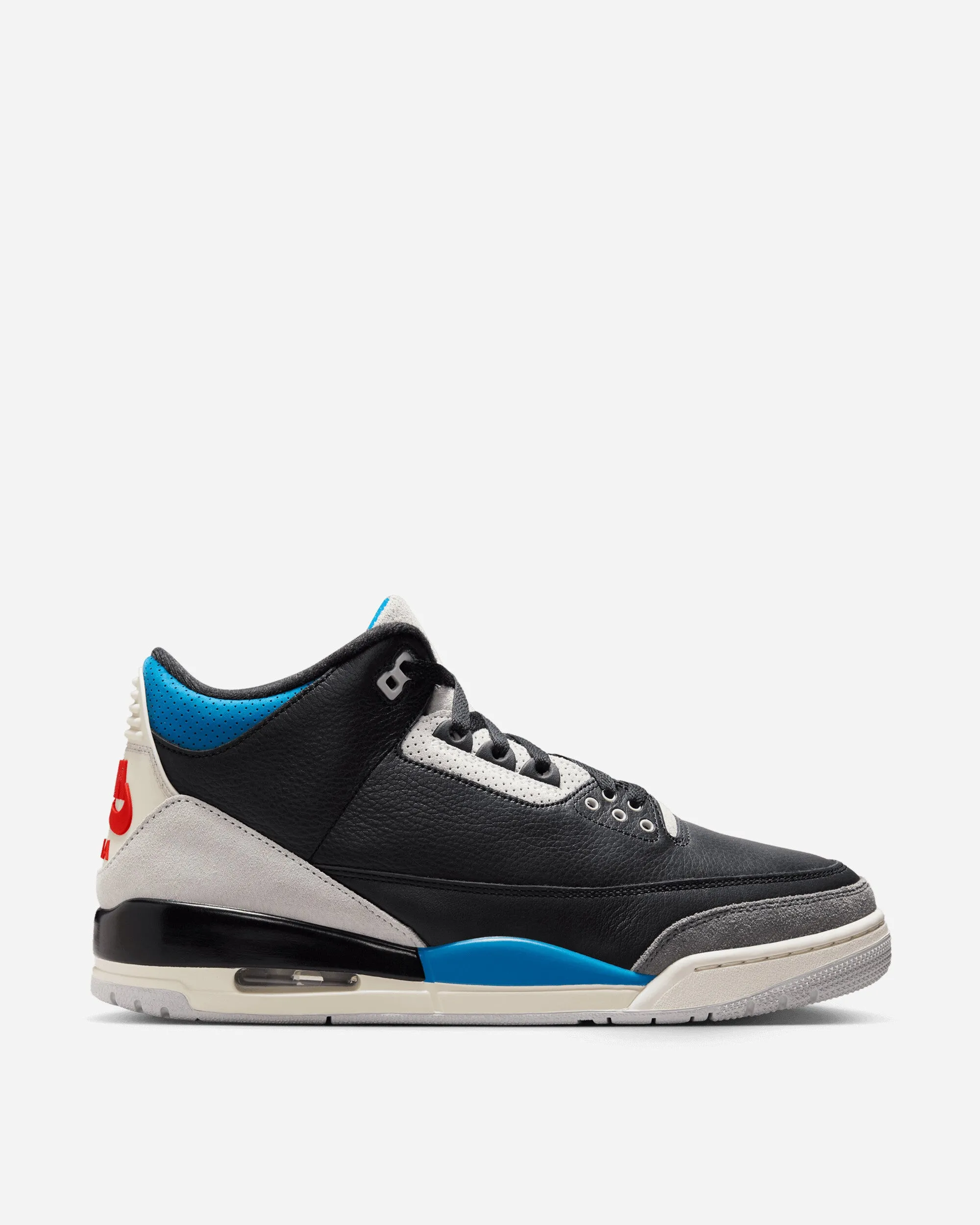 Air Jordan 3 Retro OG 'Rare Air' Sneakers Black / Chile Red / Military Blue