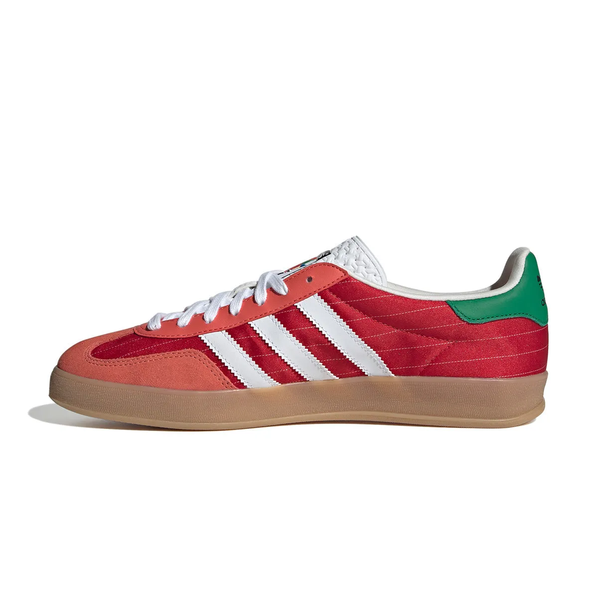 Gazelle Indoor 'Better Scarlet White'