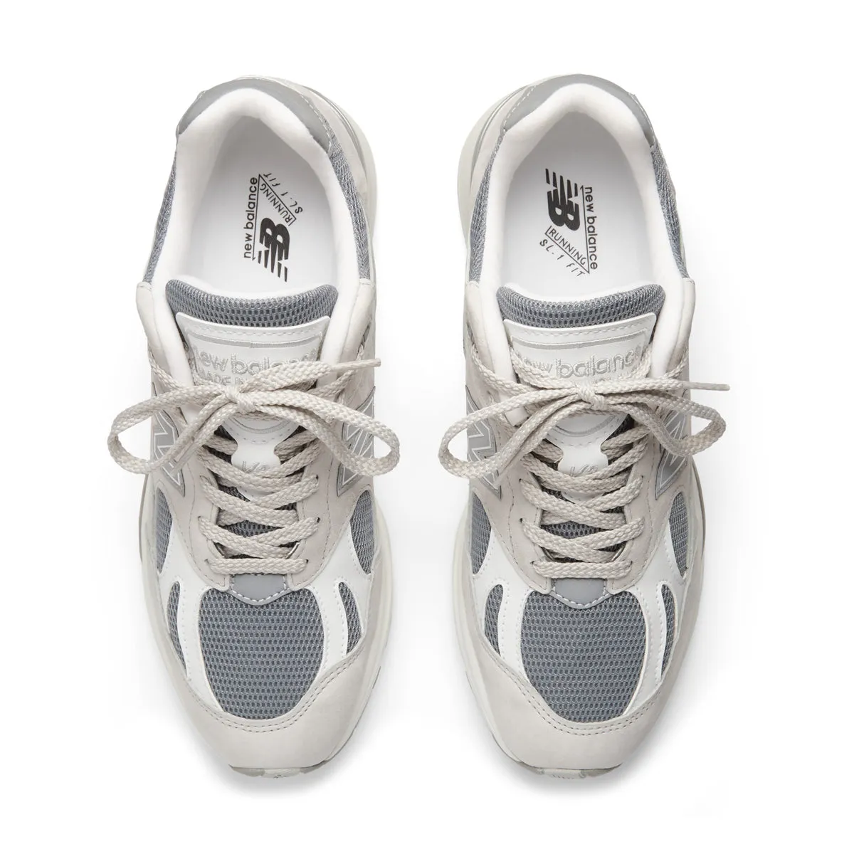 in UK 991 'Nimbus Cloud'