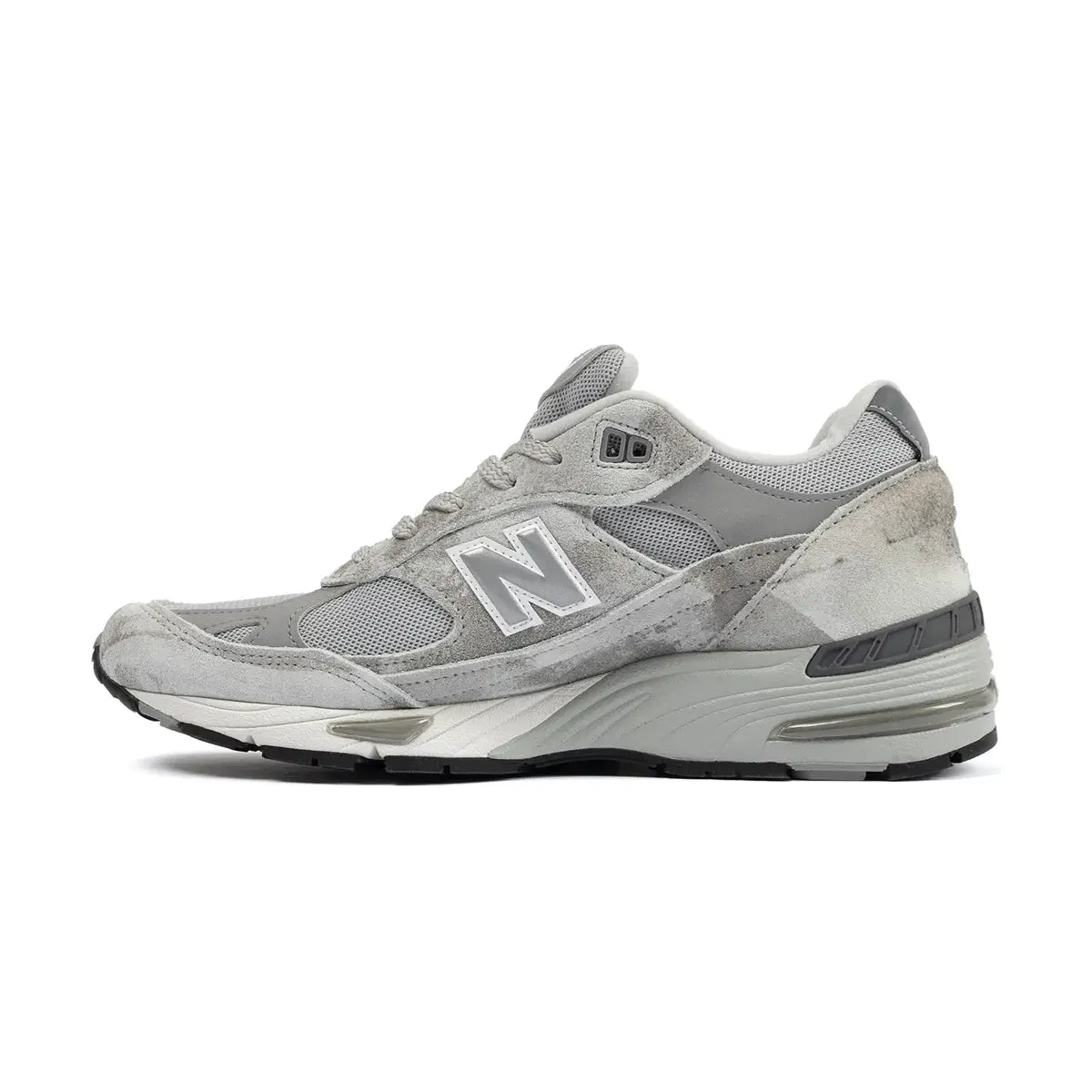 in UK 991v1 'Washed Grey'