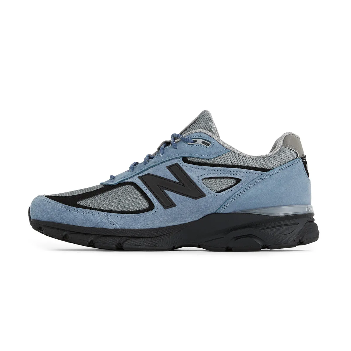 in USA 990v4 'Artic grey'