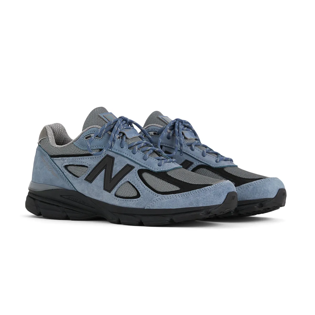 in USA 990v4 'Artic grey'