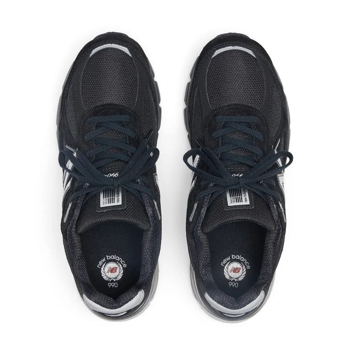 in USA 990v4 'Black Silver'