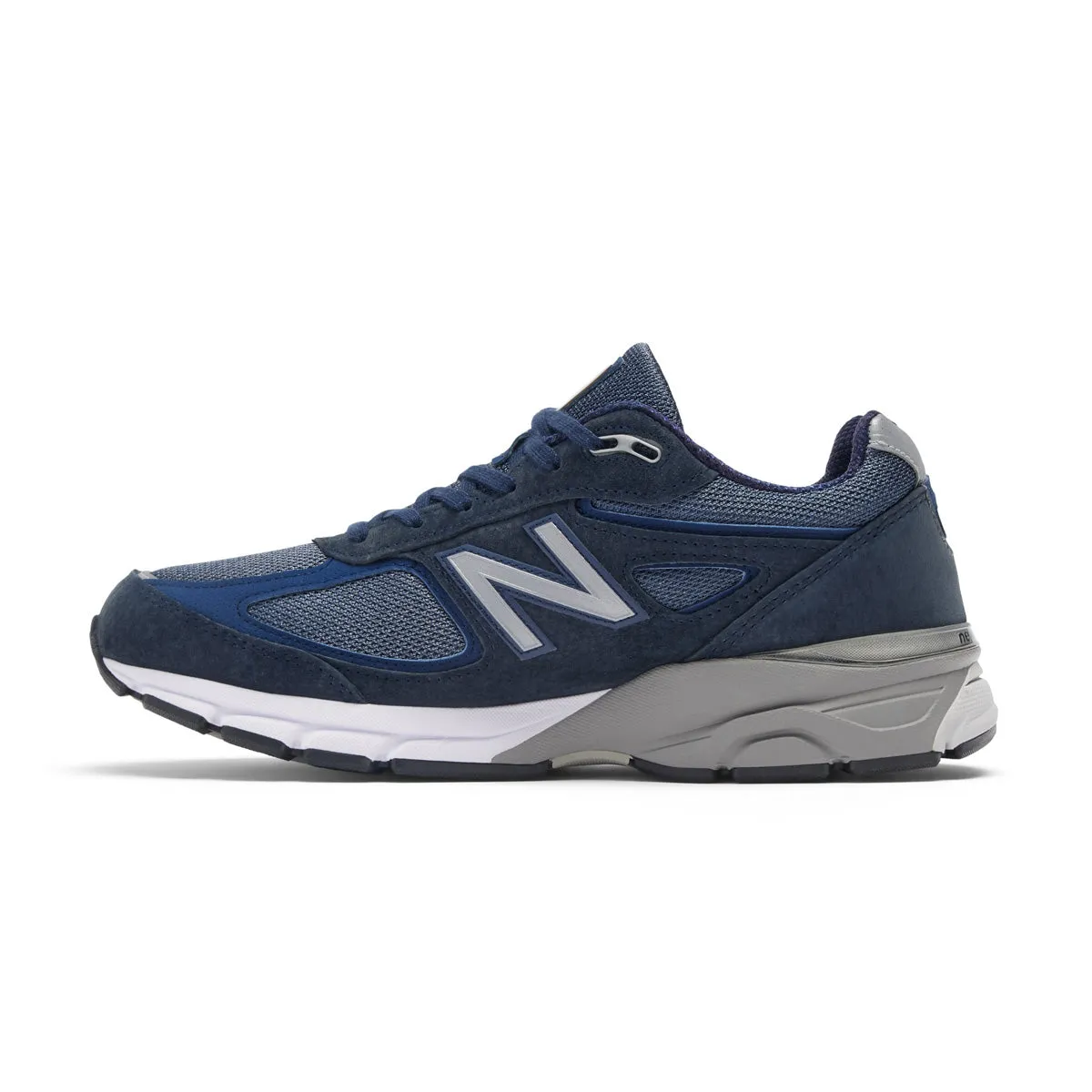 in USA 990v4 'Navy Silver'