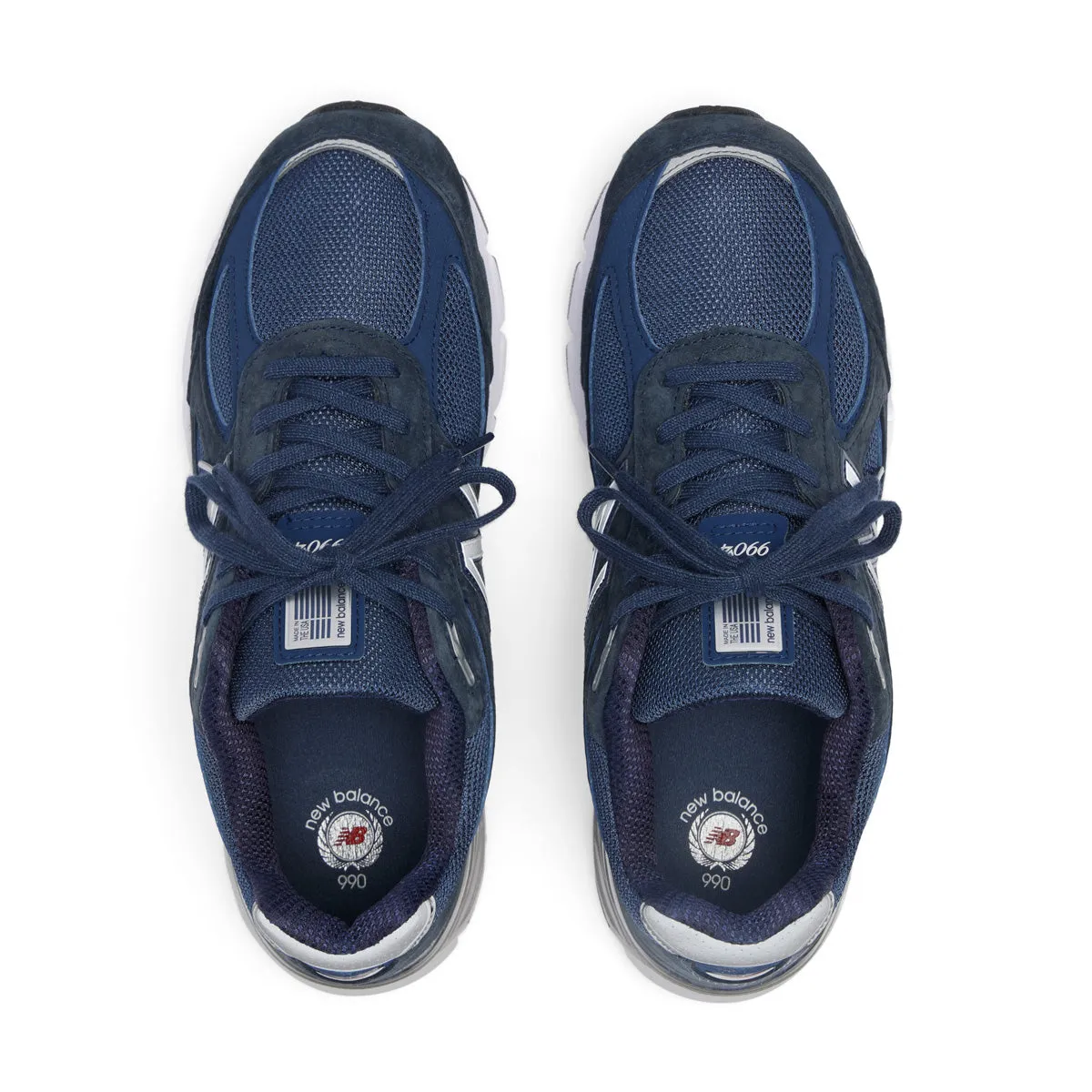 in USA 990v4 'Navy Silver'