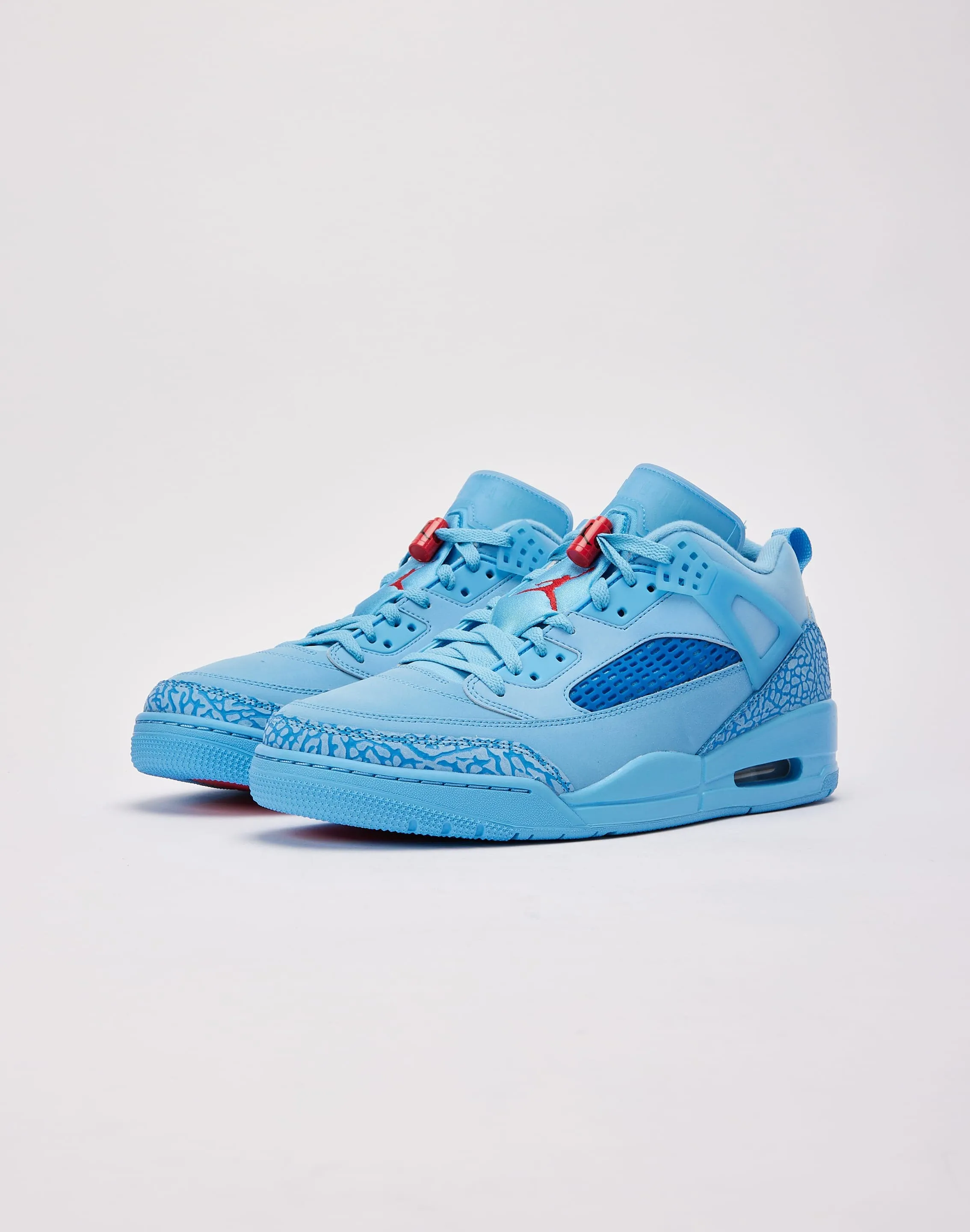 Jordan Spizike Low