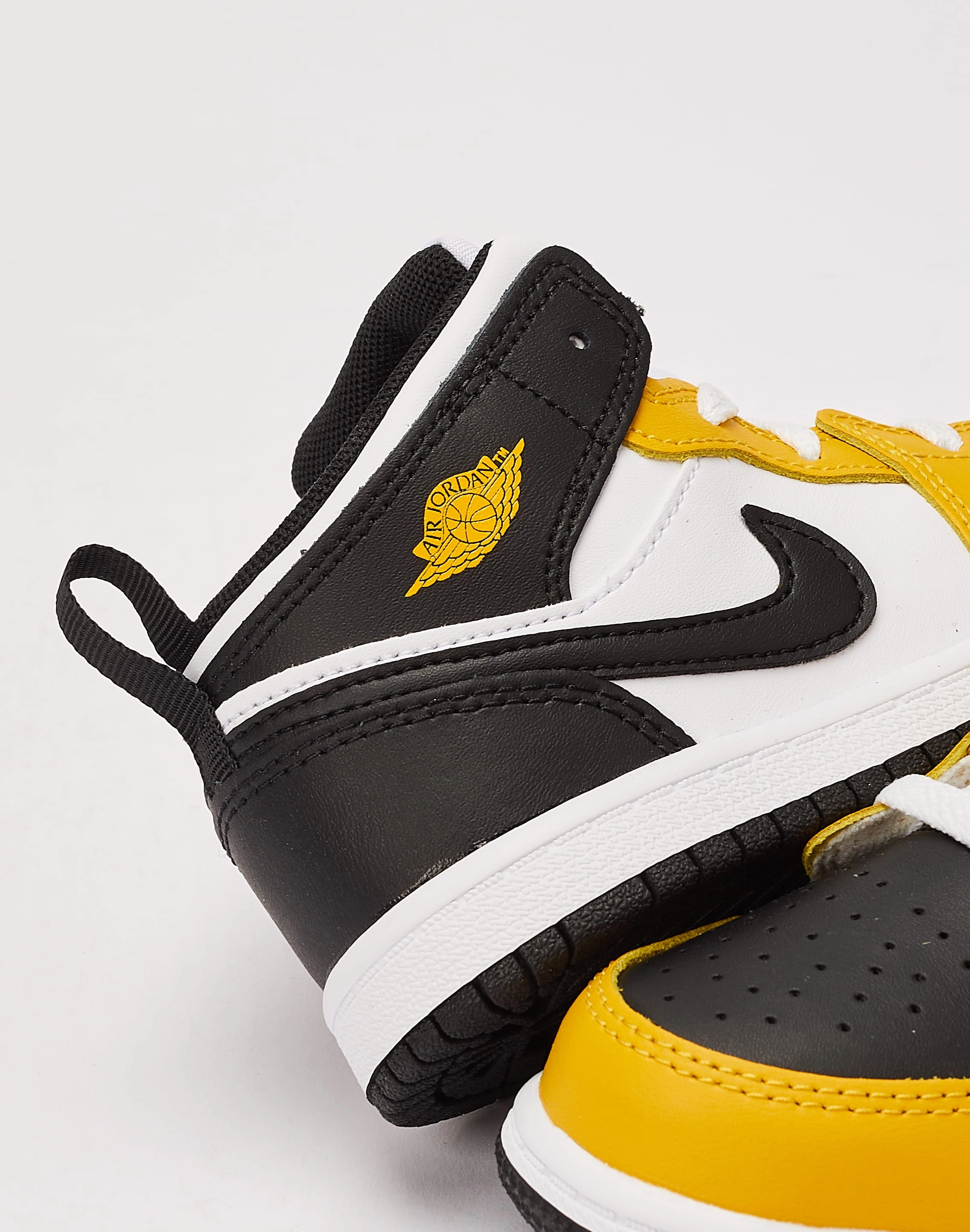 Jordan Air Jordan 1 Mid Toddler