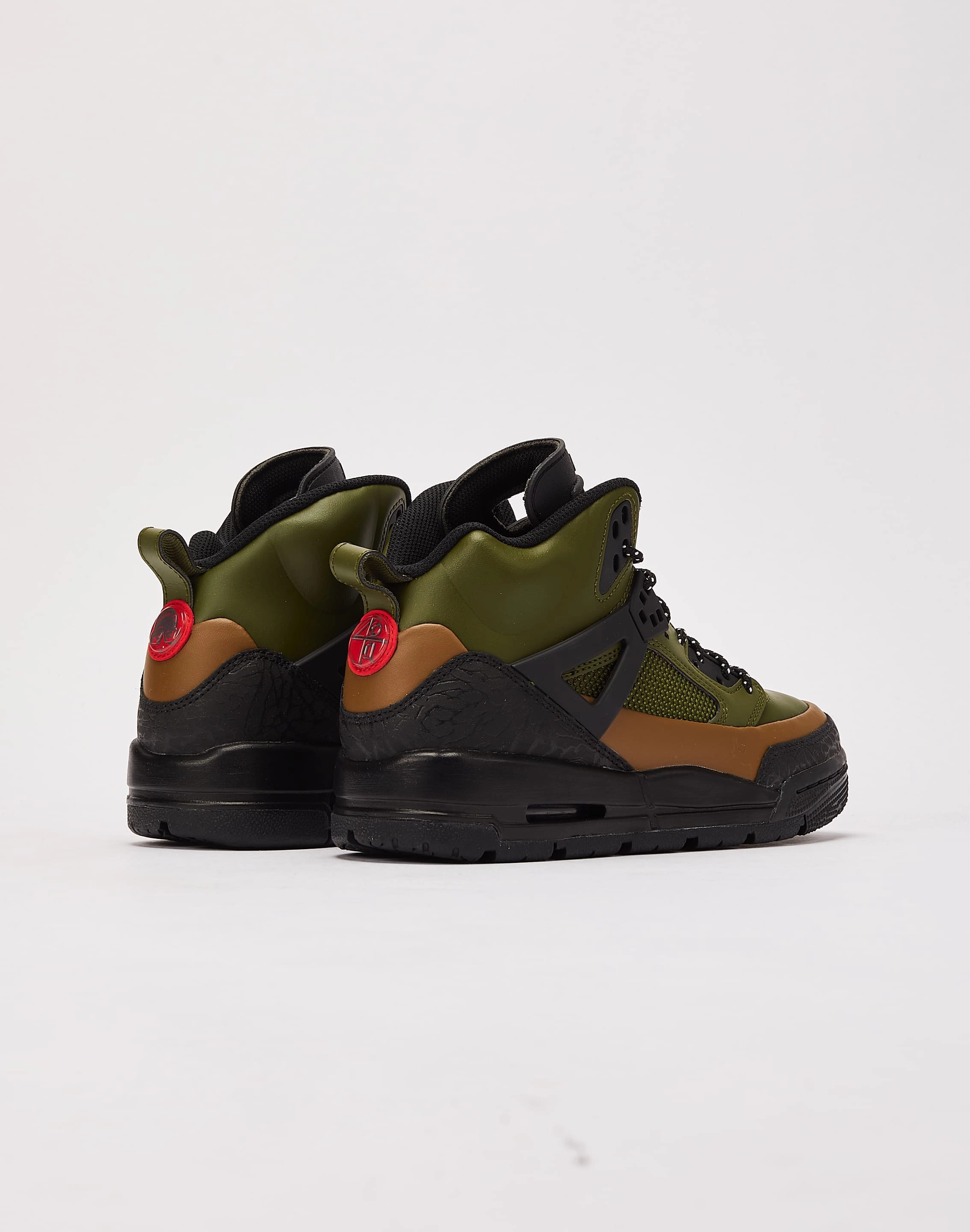 Jordan Spizike Winterized Grade-School
