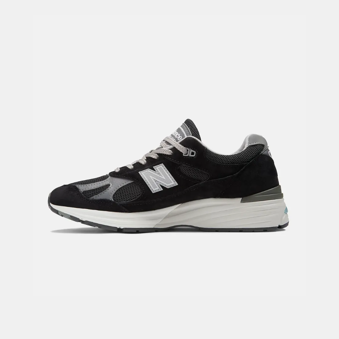 New Balance Made In UK 991v2 Black Smoked Pearl & Silver