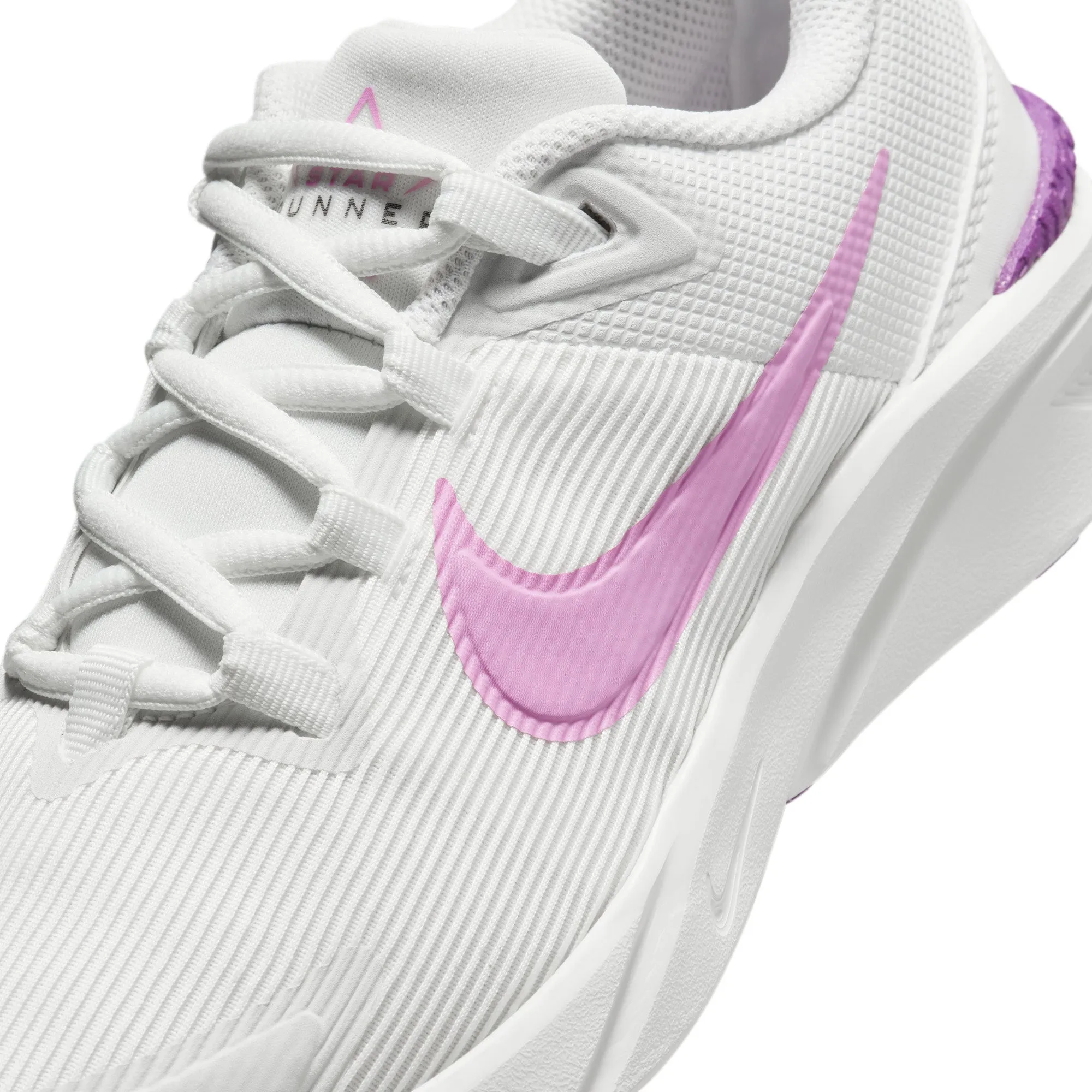 Nike Star Runner 4 Big Kids Road Running Shoes