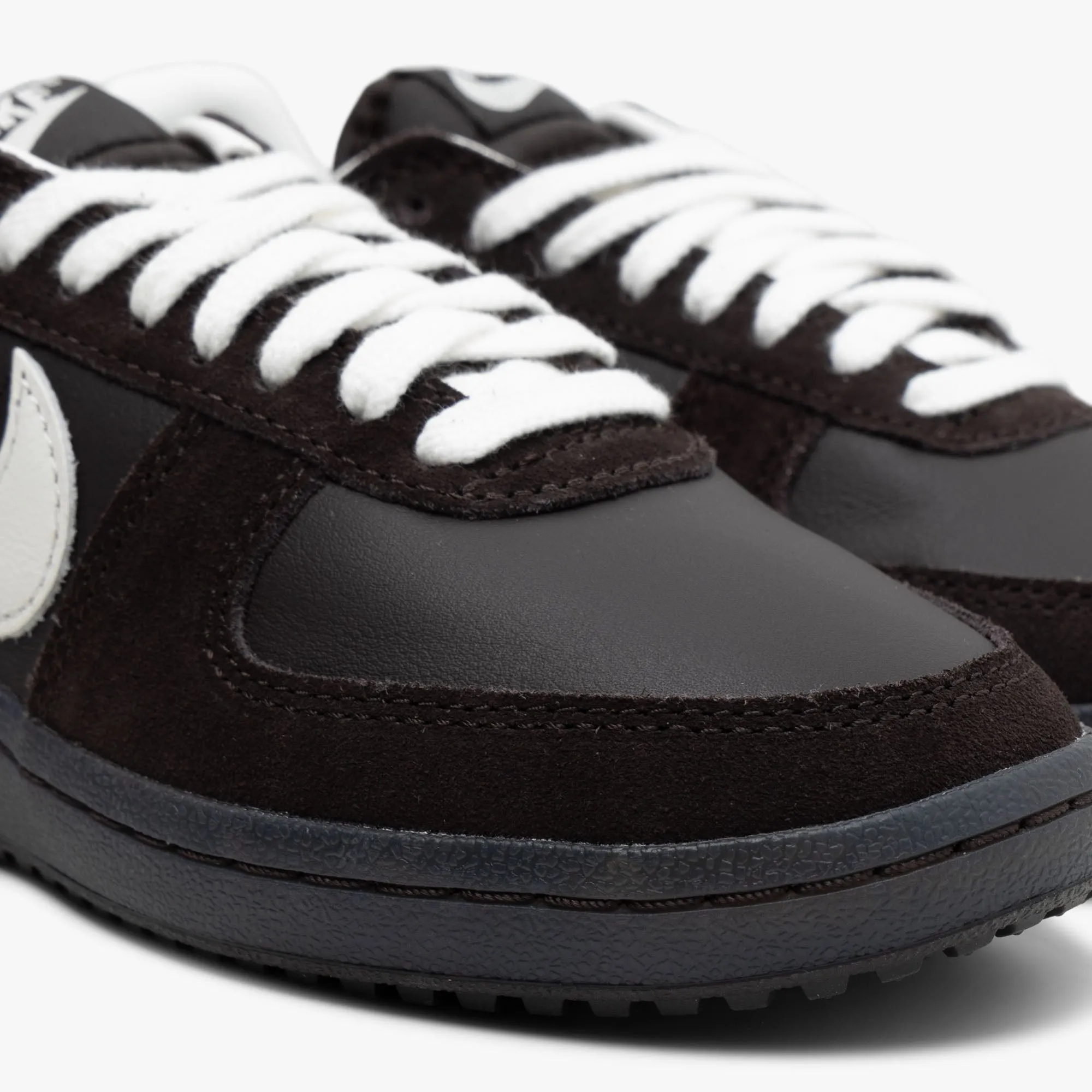 Nike Women's Field General 82 Velvet Brown / Sail