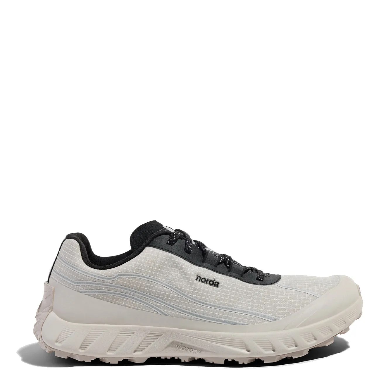 Norda The 002 Trainer Cinder
